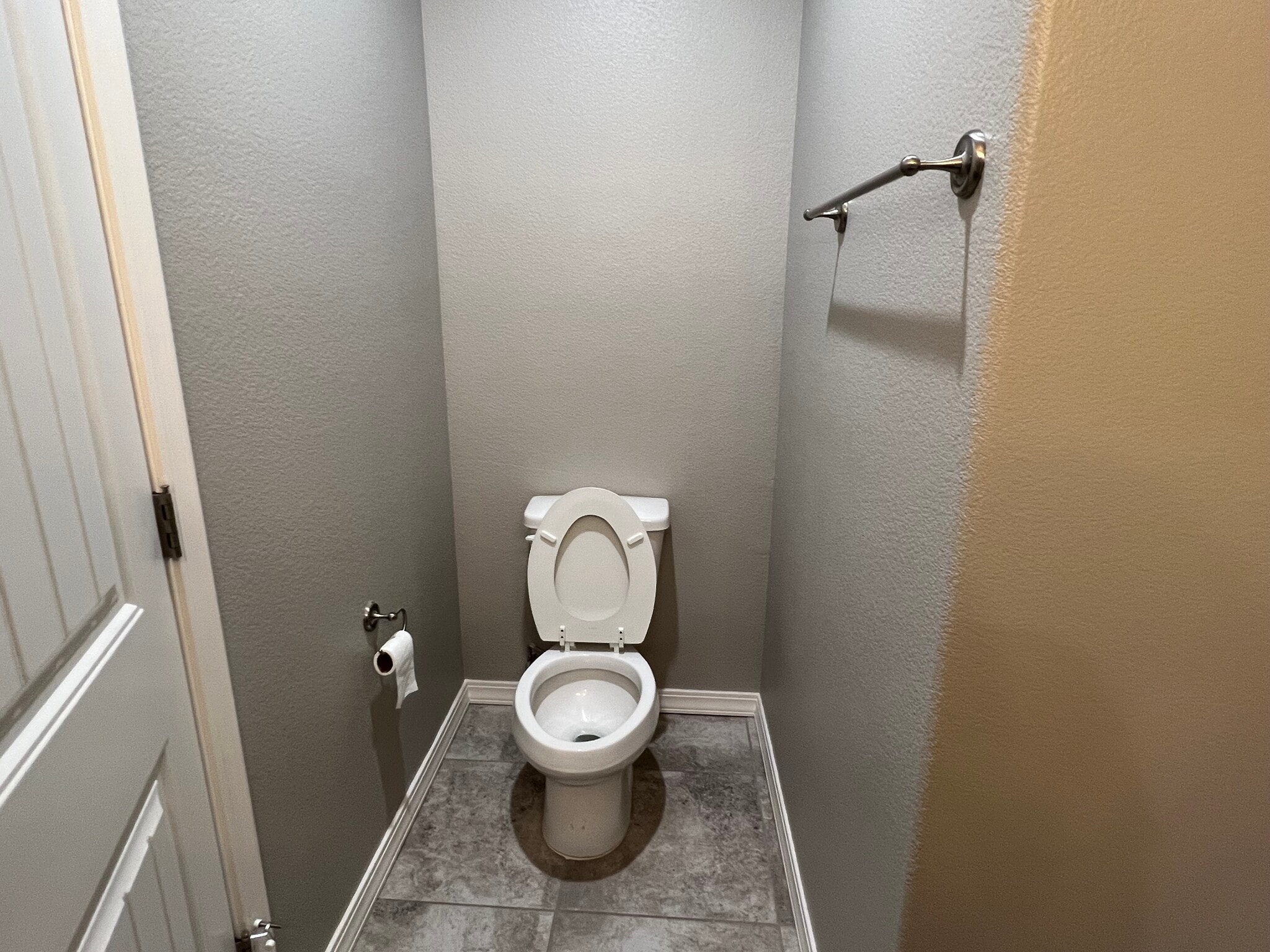 Main Bathroom - 3618 Carolina Ave