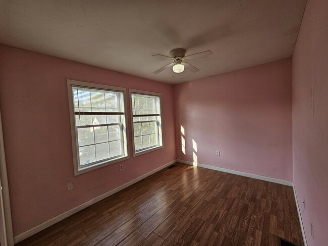 Building Photo - 18 Wayland Ave