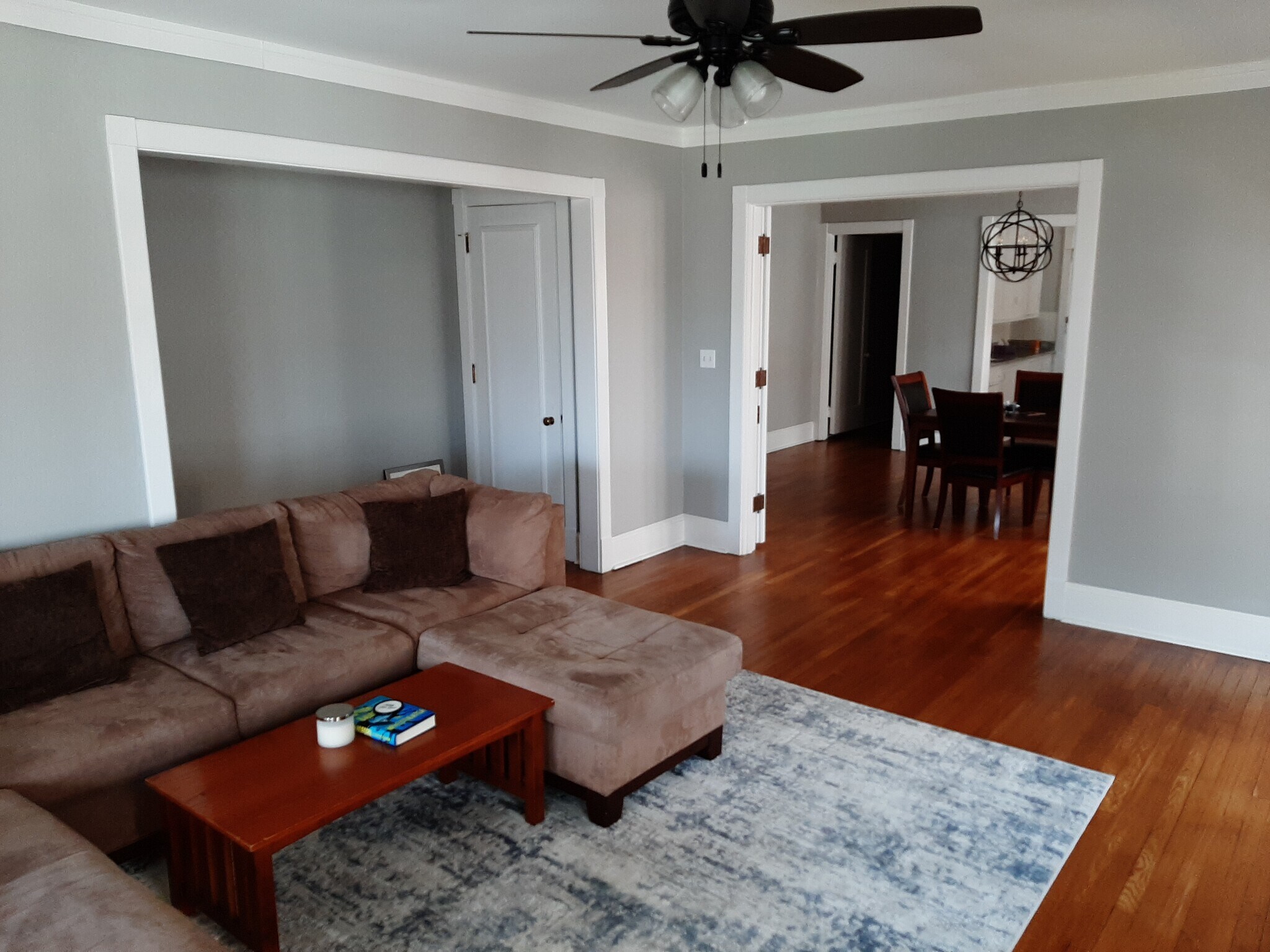 Building Photo - 15103 Lake Ave