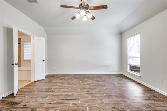 Building Photo - 1609 Sunrise Dr