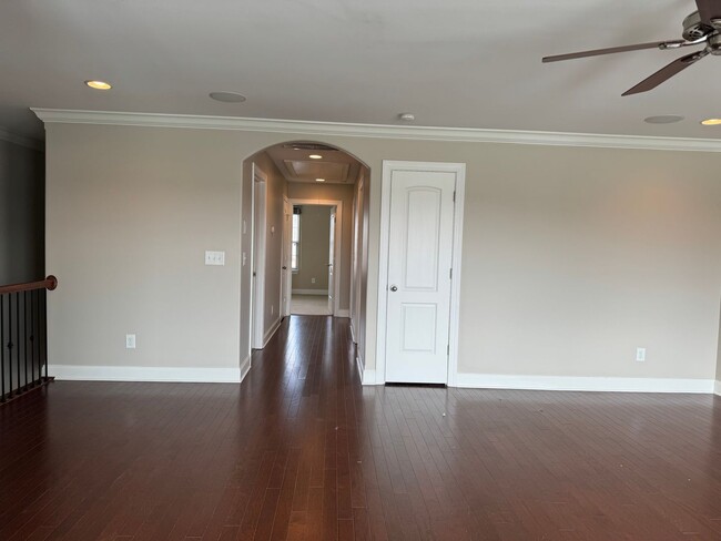 Building Photo - Luxury Townhome at The Enclave at Harpeth ...