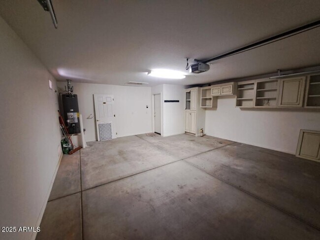 Building Photo - 3707 E Rolling Green Way