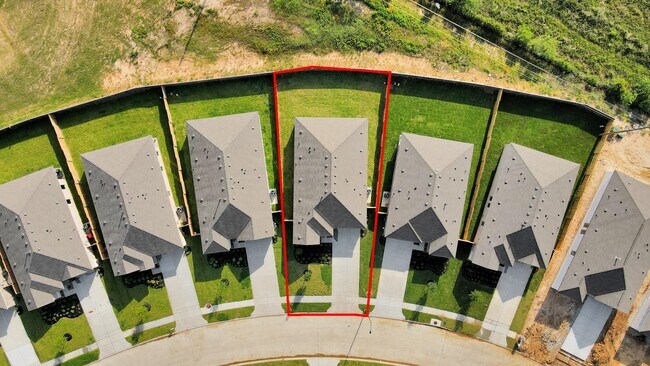 Building Photo - 16310 Chestnut Hvn Ln