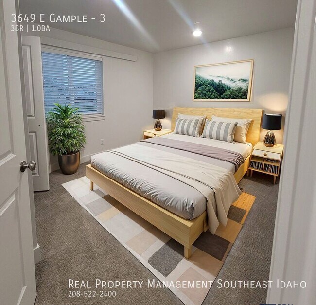 Building Photo - 3649 E Gample-3