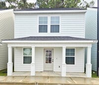 Building Photo - 935 Motsie Rd