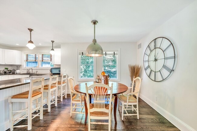 Building Photo - 25 Broidy Ln