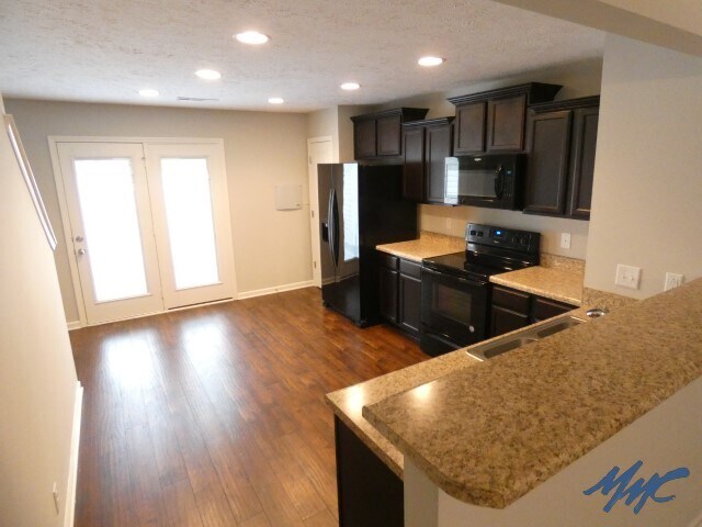 Building Photo - 2521 Jackalope St
