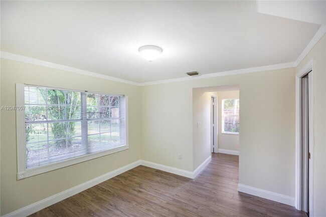 Building Photo - 5451 SW 80th St