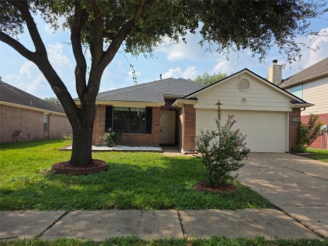 Building Photo - 16106 Darwood Ct