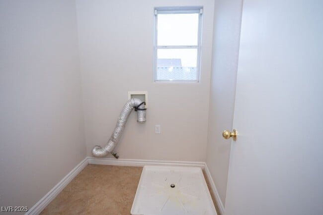 Building Photo - 1113 E Hammer Ln