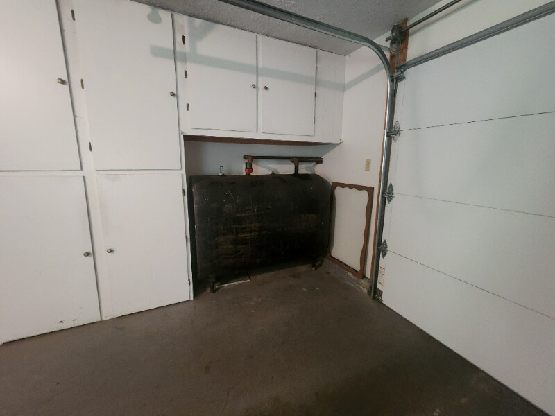 Building Photo - 205 Forest Dr