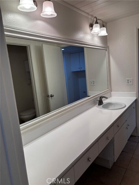 Building Photo - 16672 Mt Darwin Cir