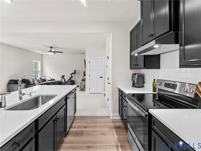 Building Photo - 8762 Kingsland Pk Ter