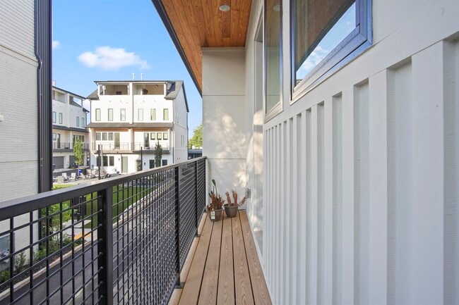 Building Photo - 2347 Hosea L Williams Dr NE