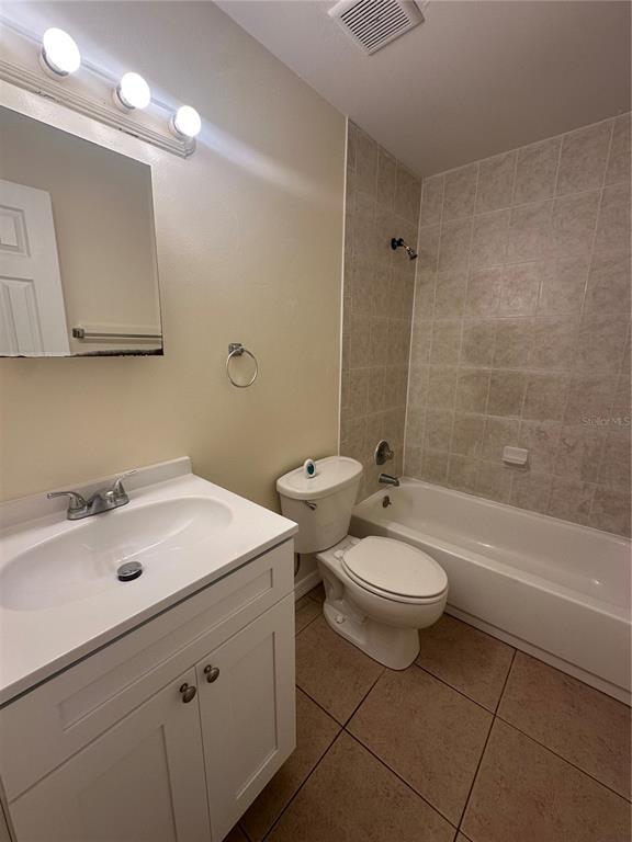 Building Photo - 7405 Willow Wisp Dr E