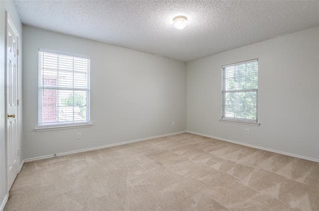 Building Photo - 1604 Jester Ct
