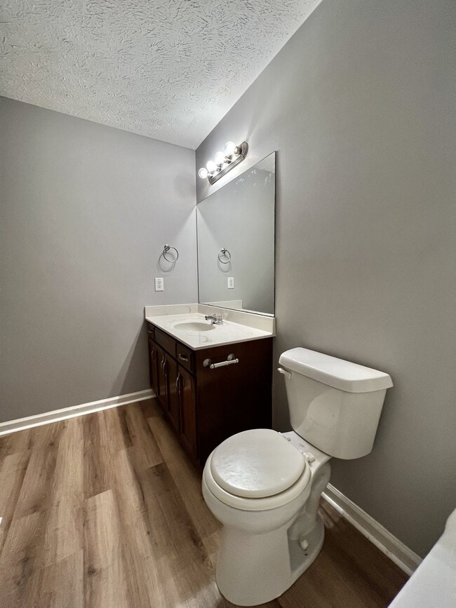 Building Photo - 3444 Fox Run Dr. Clarksville, Tn 37042