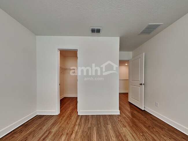 Building Photo - 8547 Highfield Ave