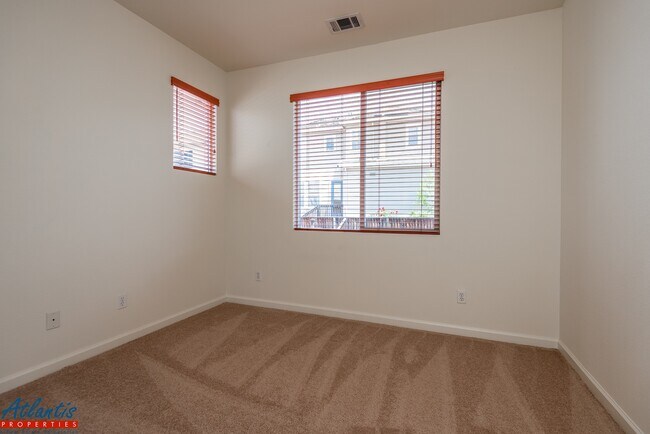 Building Photo - 3526 Casabella Ct