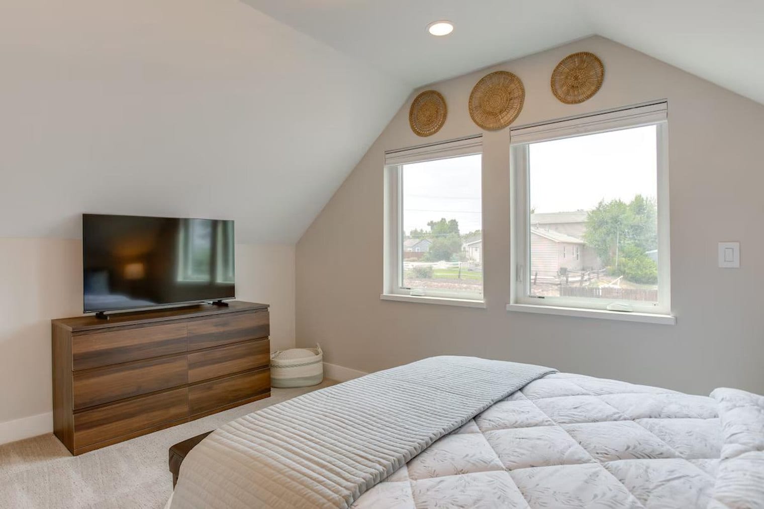 Building Photo - 3674 S Logan St