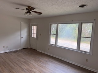 Building Photo - 612 Lexington Turnpike