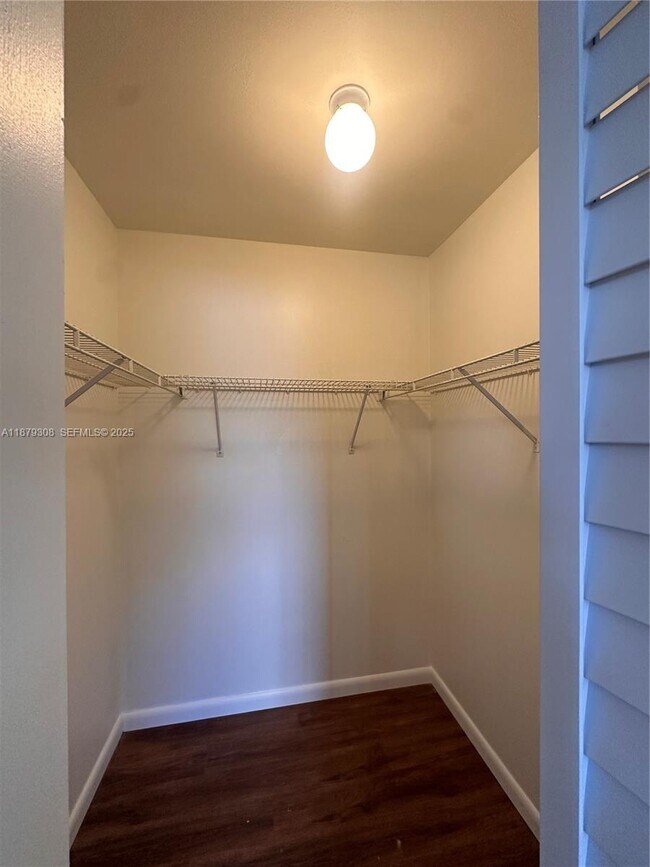 Building Photo - 19700 SW 103rd Ct