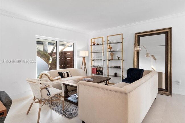 Building Photo - 1071 NE 83rd St