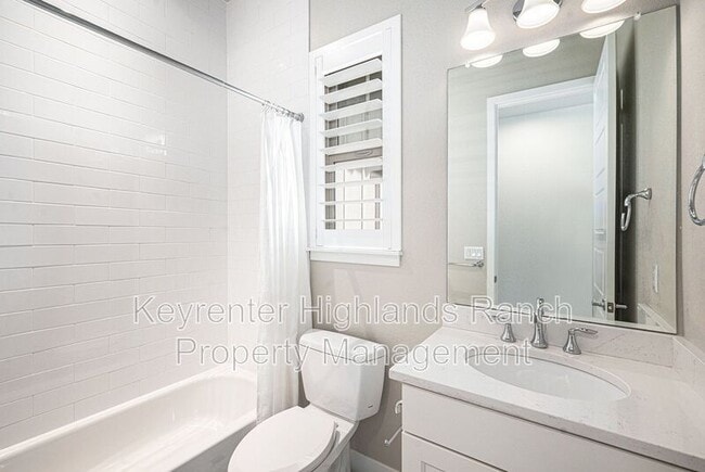 Building Photo - 533 Red Thistle Dr