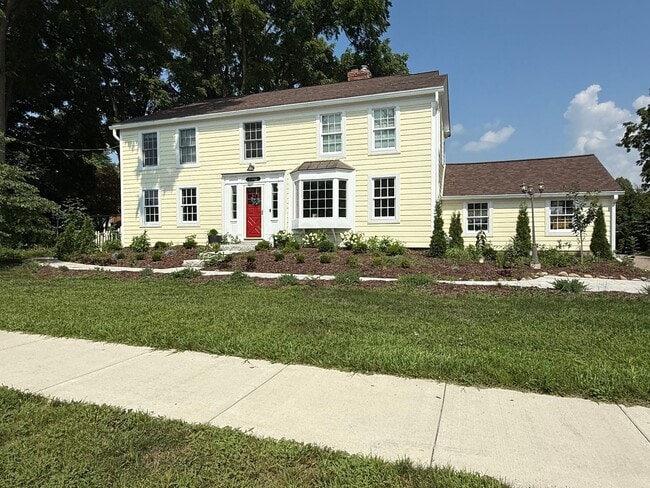 Primary Photo - 45800 W Ann Arbor Trail