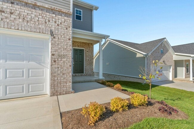 Building Photo - 905 Camden Ct