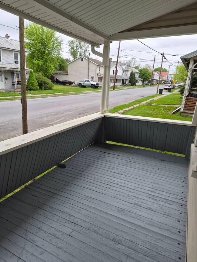 Building Photo - 69 Broad St