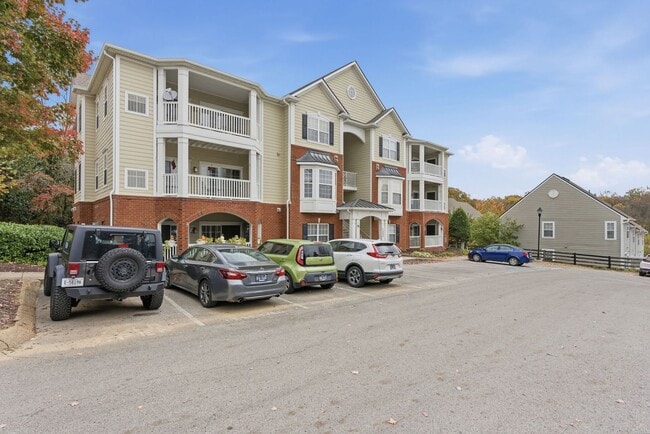 Building Photo - 7223 Althorp Way