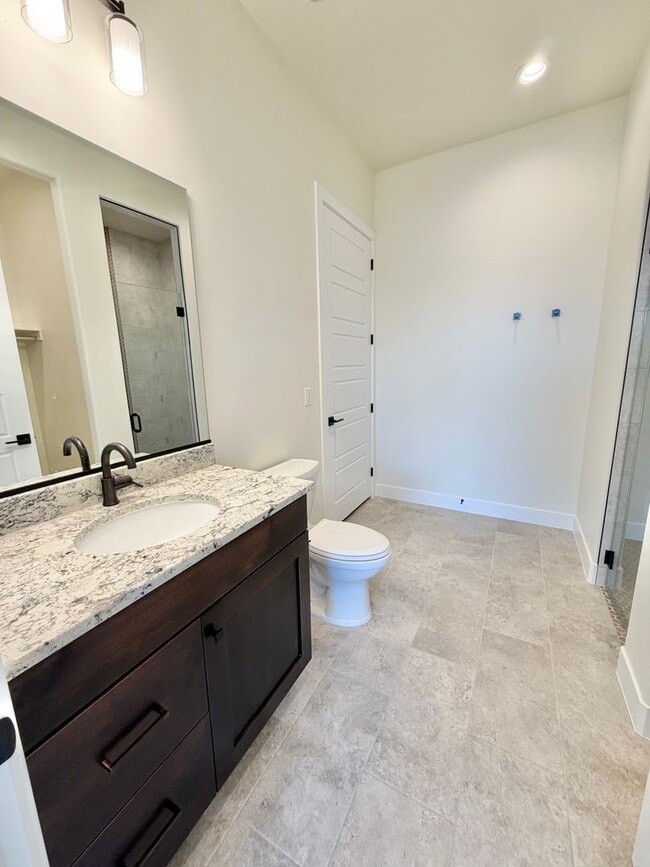 Building Photo - Beautiful Single-Level Home with Trail Access & Stunning Views!!! Pet Friendly!
