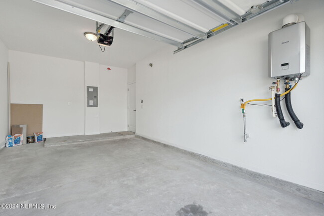 Building Photo - 65 Mellowood Ln