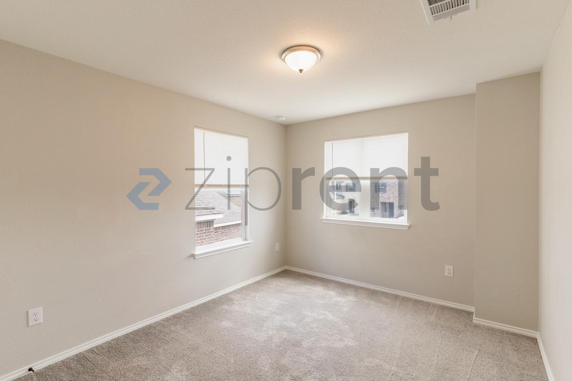 Building Photo - 6420 Carriage Pines Dr