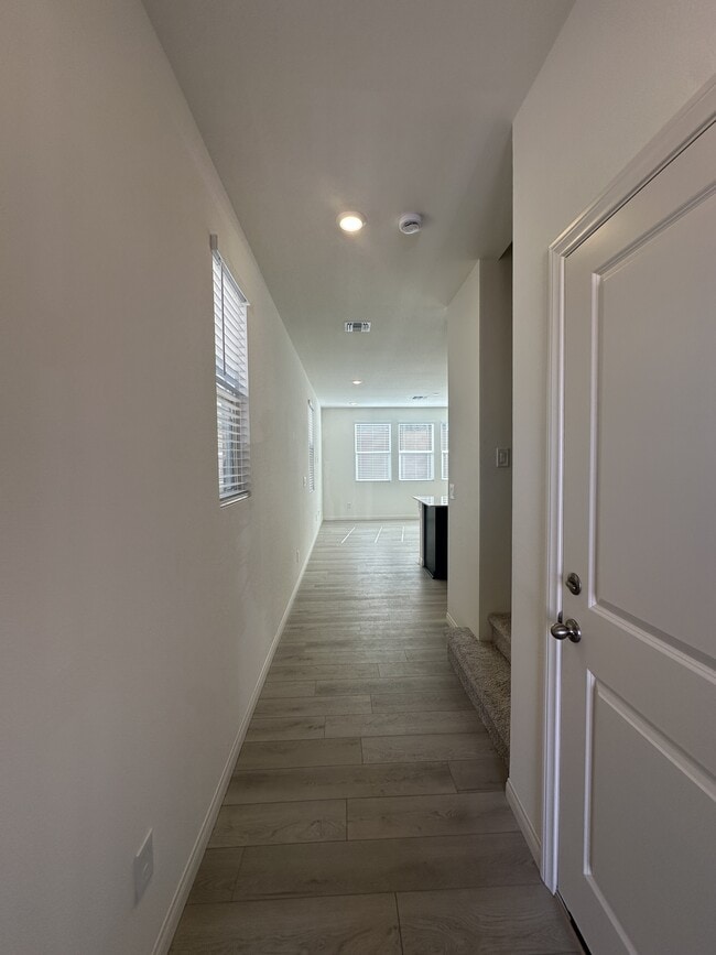 Building Photo - 9125 Rivington Ave