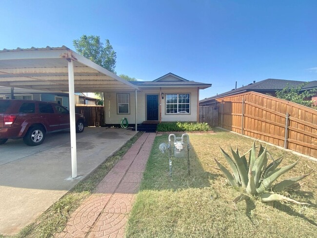 Primary Photo - PRE- LEASING NOW for 2 bed 2 bath updated ...