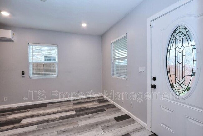 Building Photo - 3808 38th St