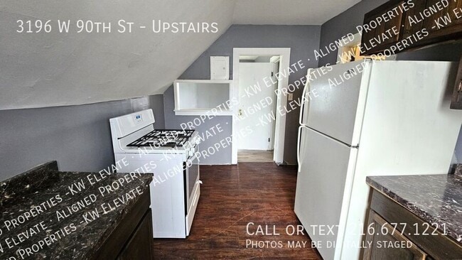 Building Photo - 3196 W 90th St