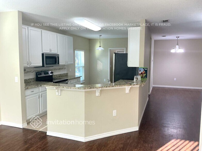 Building Photo - 2090 Sadnet Ln