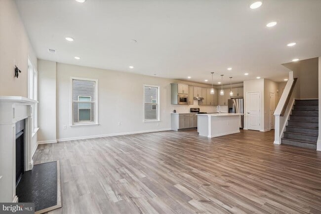 Building Photo - 21812 Hawksbill High Cir