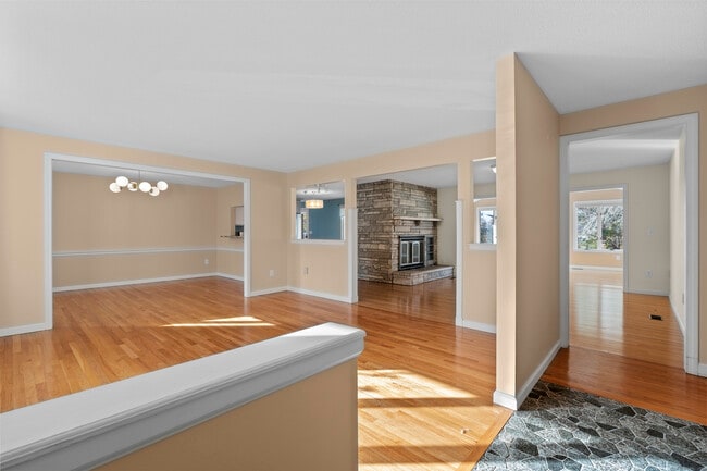 Building Photo - 127 Two Rod Hwy