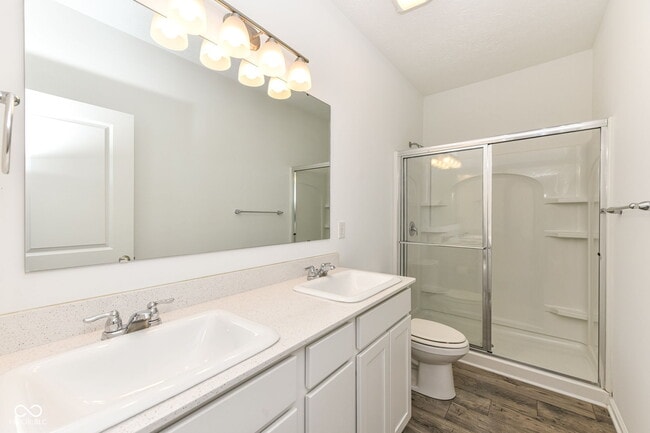 Building Photo - 291 Limerick Ln