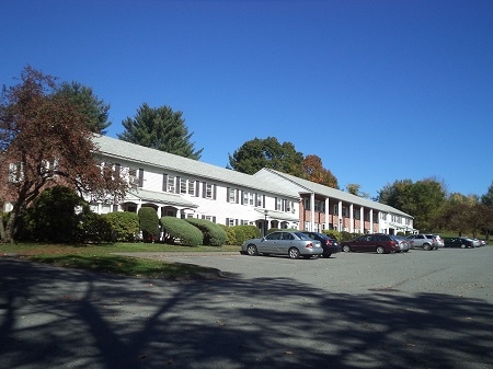 Primary Photo - Crestview Apartments