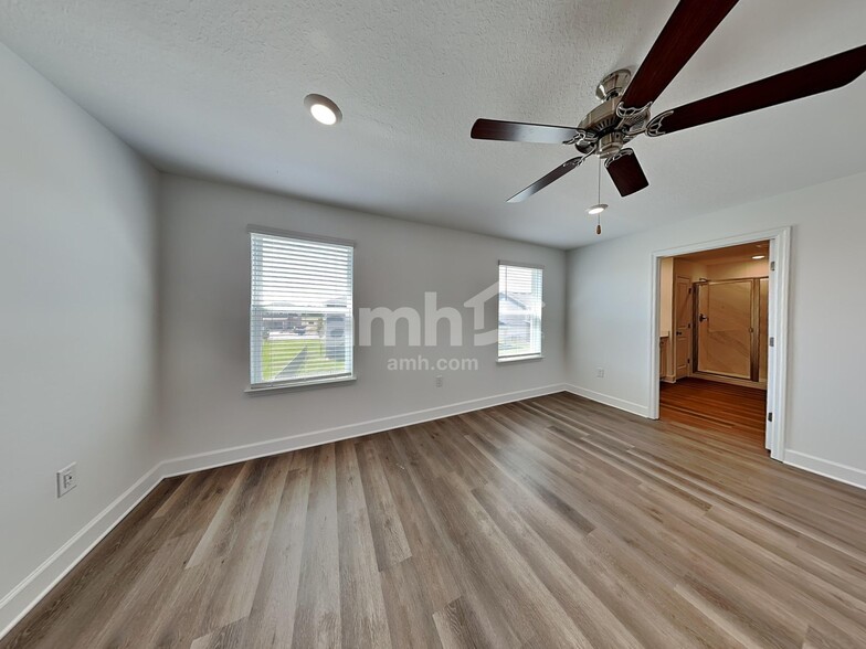 Building Photo - 3307 Barber Ave