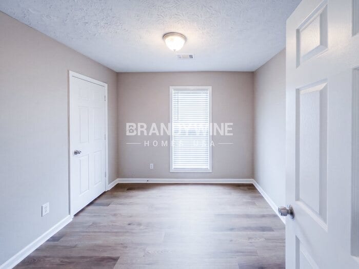 Building Photo - 10473 Starling Trail