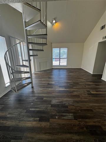 Building Photo - 3536 W Buckingham Rd