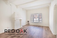 Building Photo - ~1 Month FREE~ Vintage-Inspired Bachelor S...