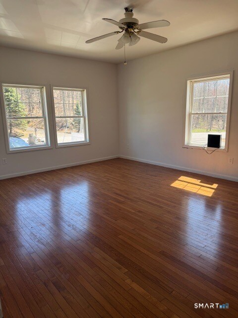 Building Photo - 1849 Meriden Rd