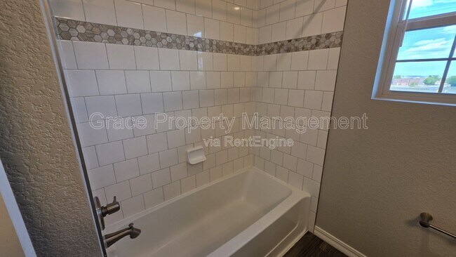 Building Photo - 10243 Yampa Ct